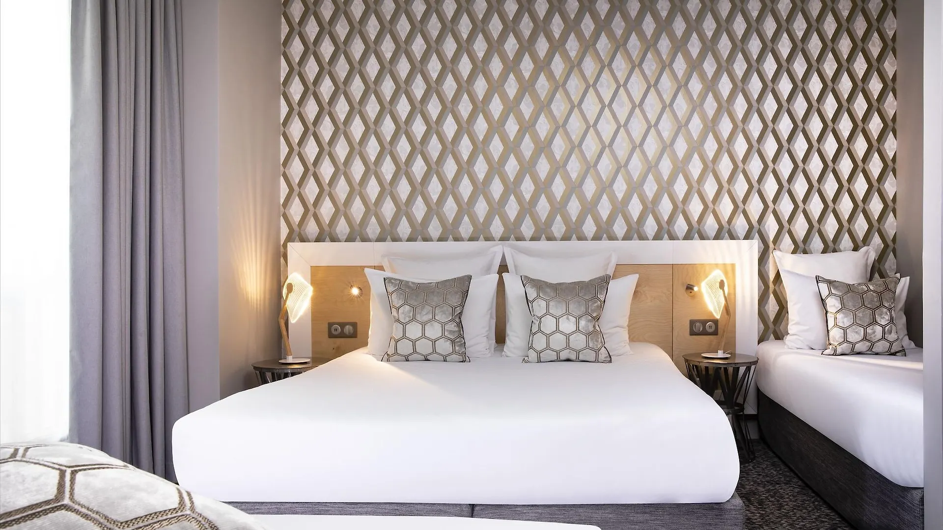 Bastille Hotel