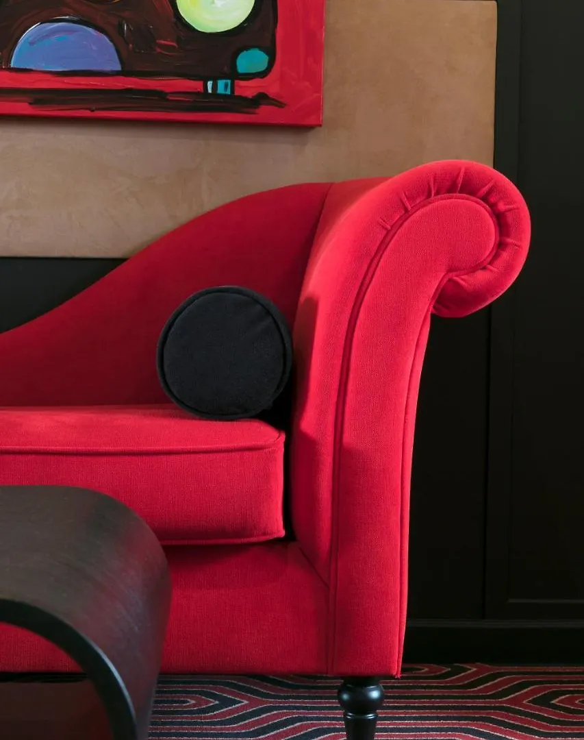 Bastille Hotel 3*